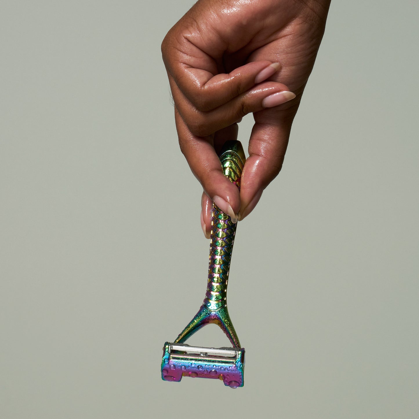 LEAF TWO RAZOR PRISM